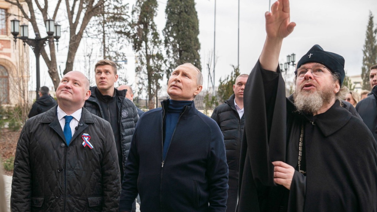 Putin besucht das eroberte Mariupol und die Krim
